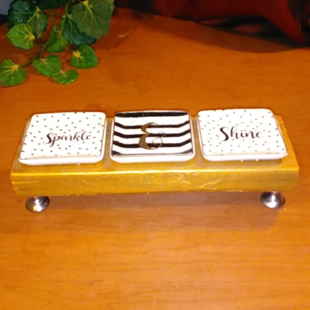 3 tray Trinket stand